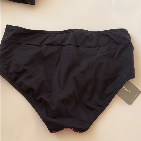 Moontide Masai Mara two piece swim suit 34B/C -150 - Picture 6 of 7